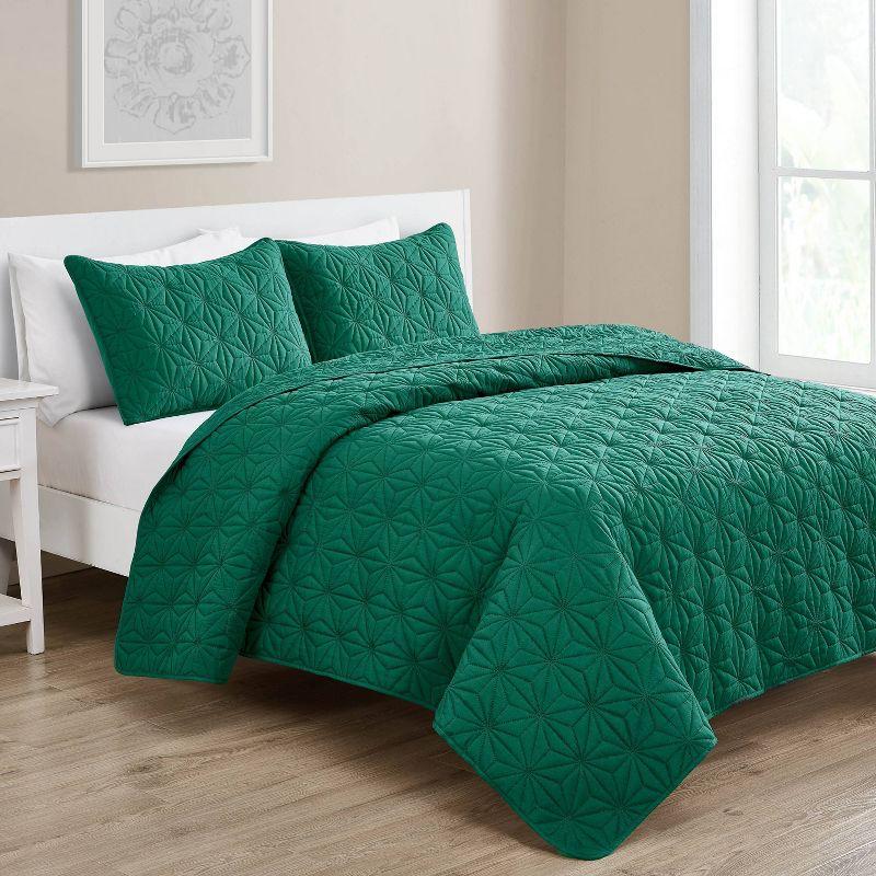 3pc Kaleidoscope Embossed Geometric Quilt Set - VCNY