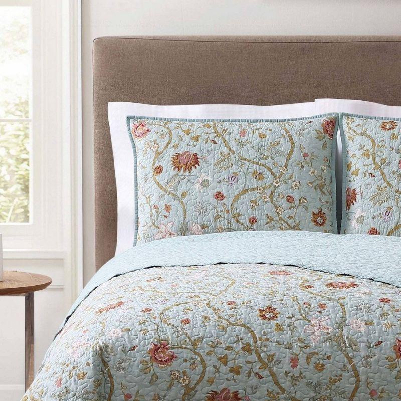 Style 212 Bedford Farmhouse / Country Cotton Blend Floral Quilt Set