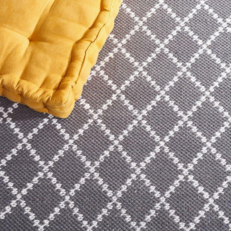 Montauk Dark Grey and Ivory Handwoven Cotton Area Rug