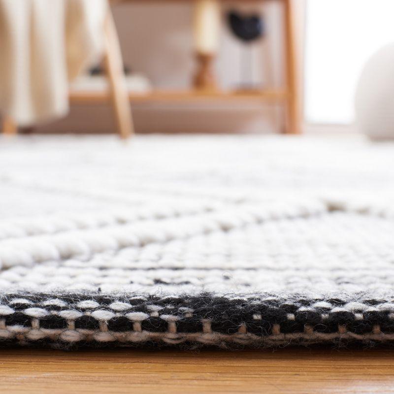 Safavieh Kilim Hand Woven Performance Geometric Rug