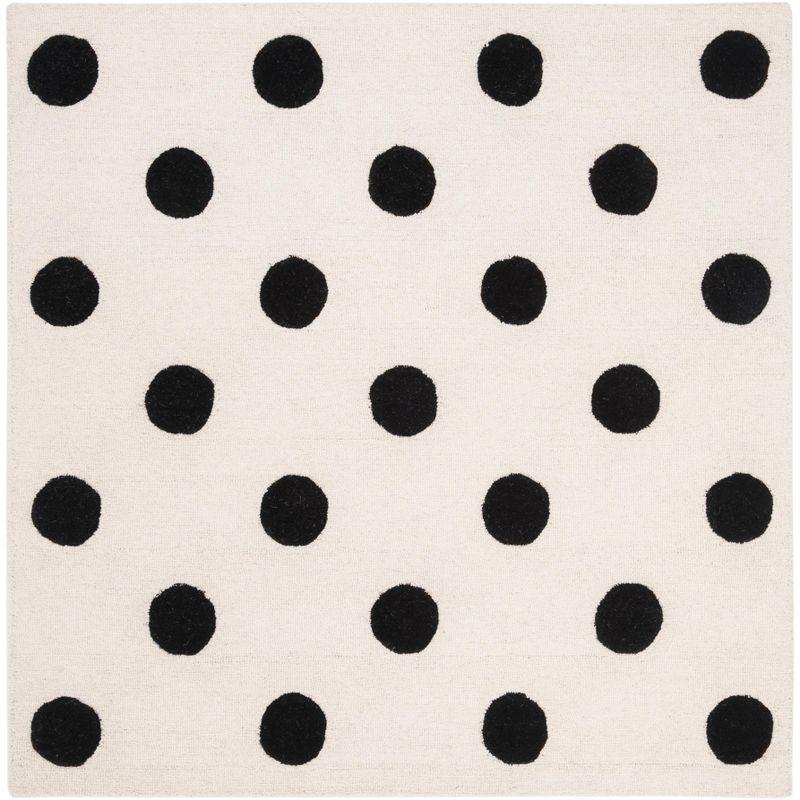 Safavieh Kids Polka Dots SFK904 Hand Tufted Indoor Area Rug - Ivory/Black - 5'x5' - Safavieh