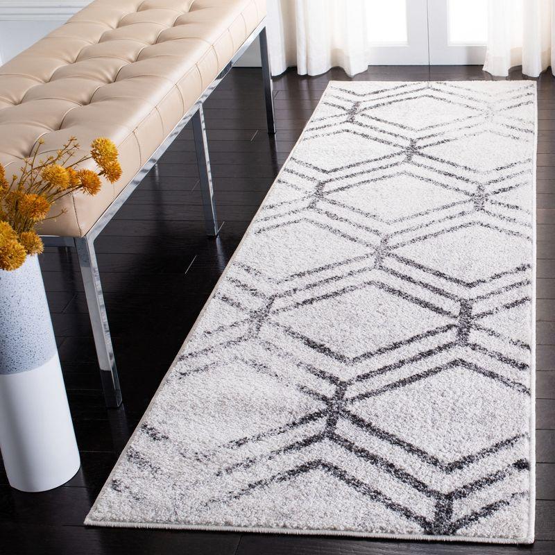 Off-White and Grey Geometric Easy-Care Synthetic Area Rug, 2'6" x 4'