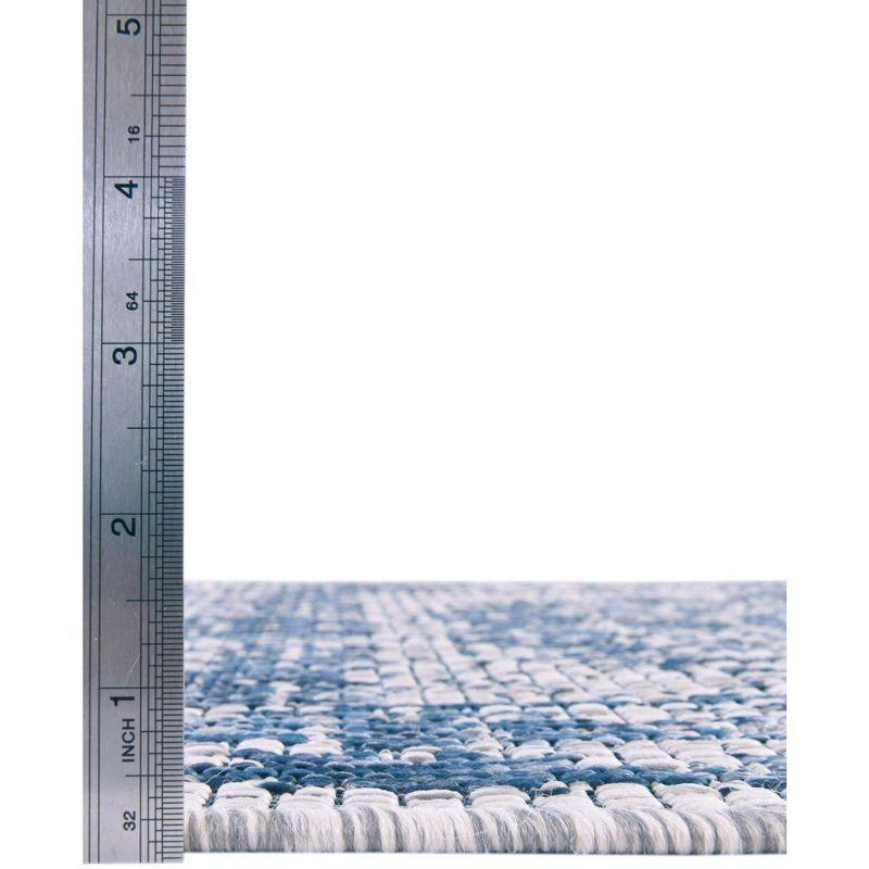 Unique Loom 5' 3 x 8' 0 Oval Indoor/Outdoor Traditional Blue Area Rug