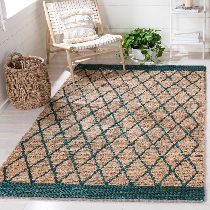 Natural Fiber NF951 Hand Loomed Area Rug  - Safavieh