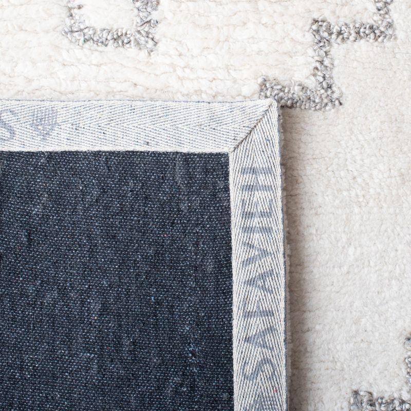 Casablanca CSB205 Hand Tufted Area Rug - Ivory/Gray - 8'9"x11'9" - Safavieh..