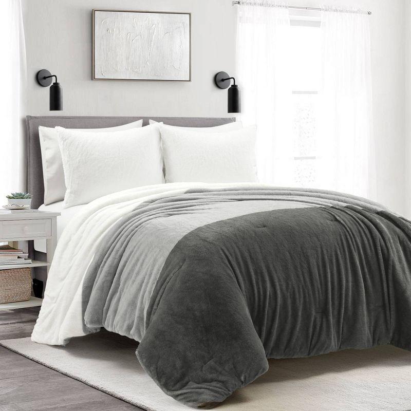 King Light Gray Faux Fur 3-Piece Comforter Set