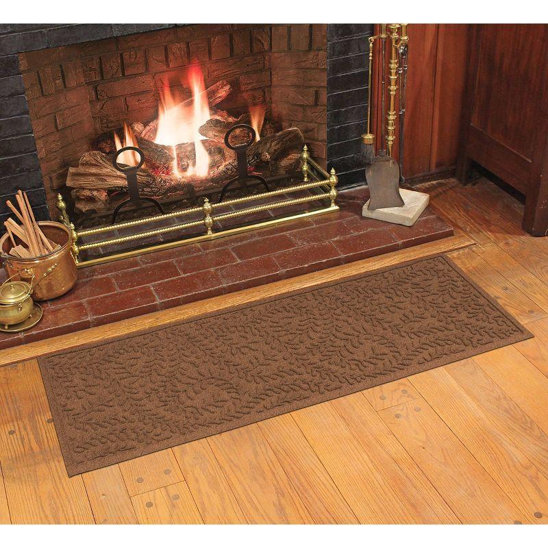 Eco-Friendly Waterhog Boxwood 25" Outdoor Doormat in Dark Brown