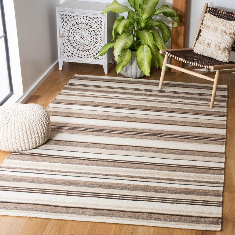 Striped Kilim STK601 Hand Loomed Area Rug  - Safavieh