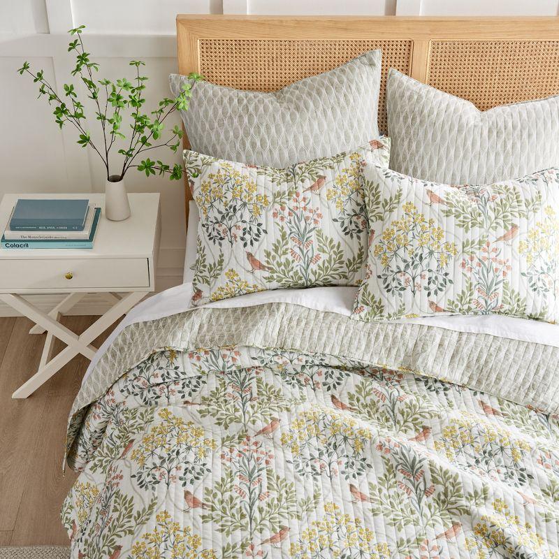 Monami Twin Cotton Reversible Quilt Set in Gray and Floral