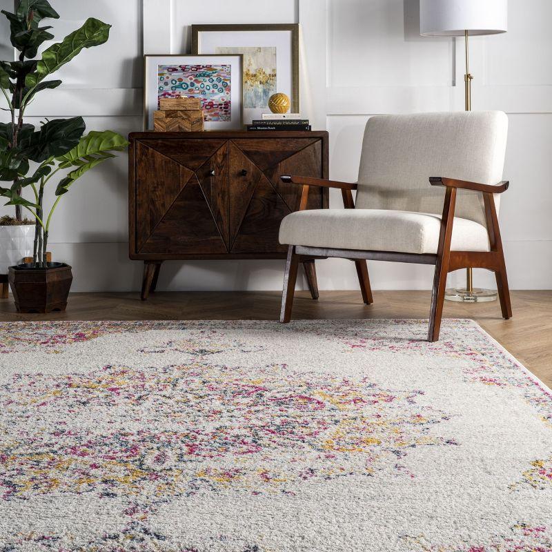 Nuloom Tabitha Oriental/Persian 4x6 Area Rug for Living Room Bedroom Dining Room Kitchen, Pink/Ivory