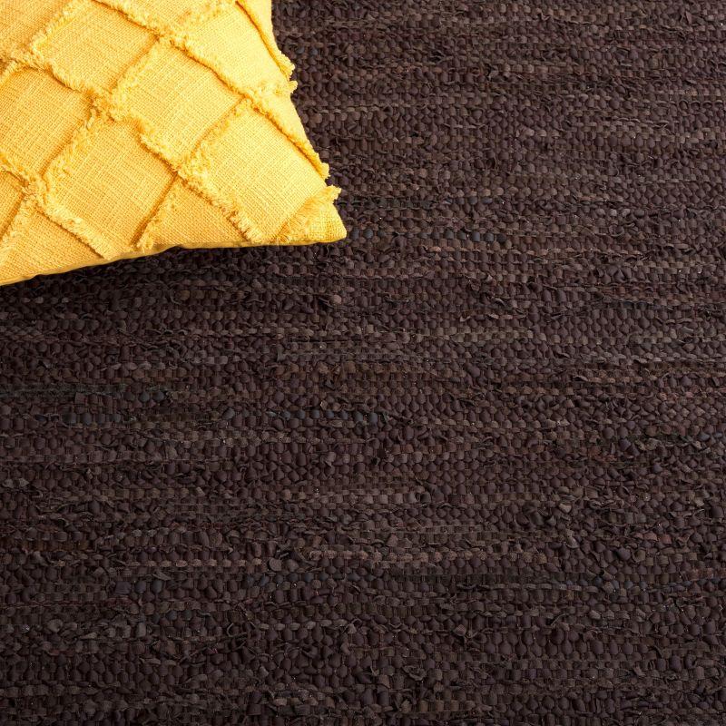 Vintage Leather VTL310 Hand Woven Indoor Area Rug - Light Grey/Dark Brown - 4'x6' - Safavieh