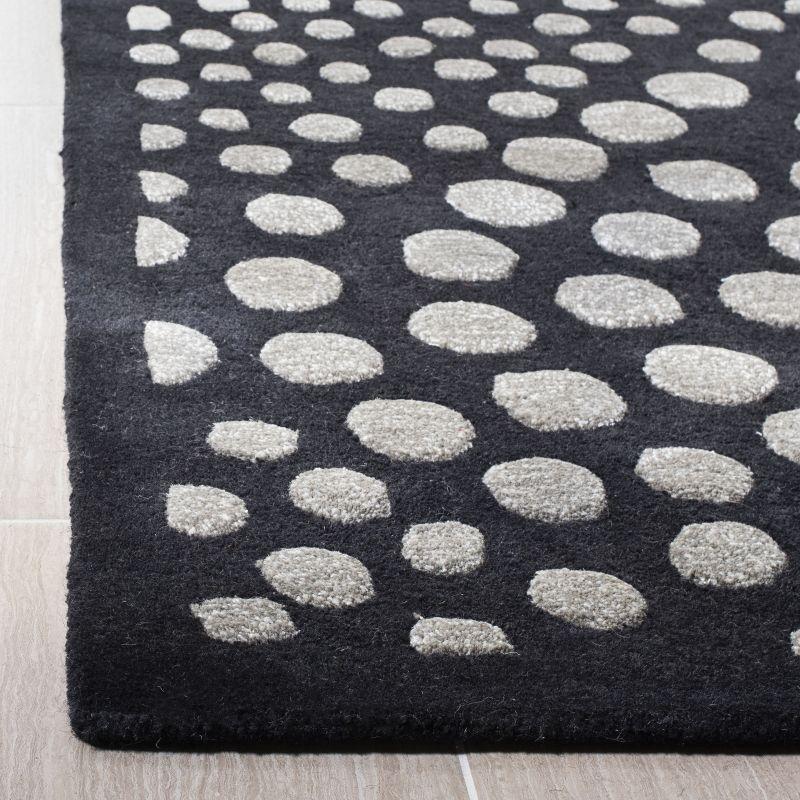 Soho SOH654 Hand Tufted Indoor Area Rug - Dark Grey - 5'x8' - Safavieh