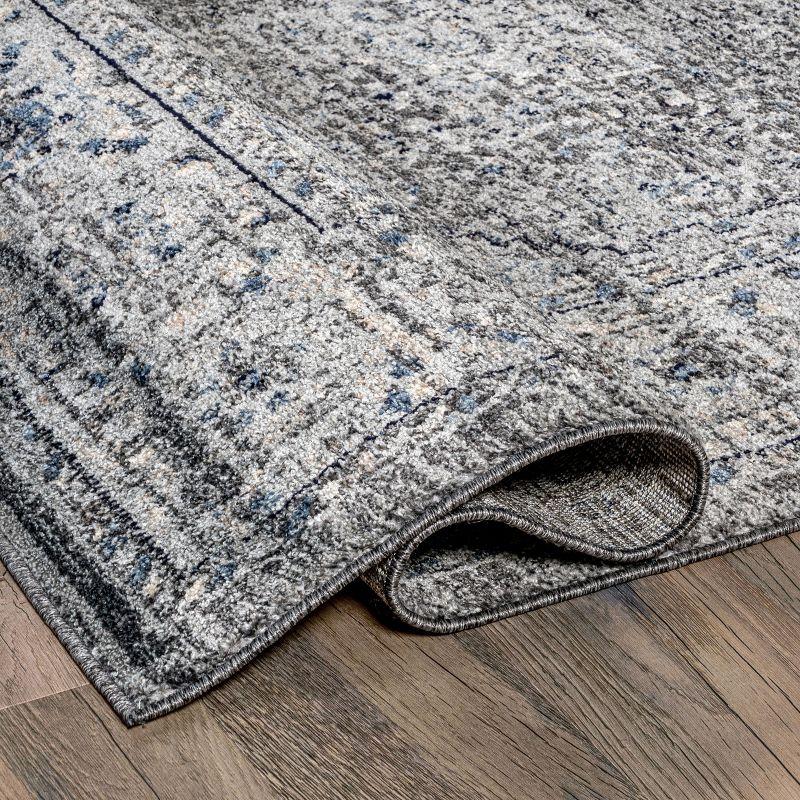 Vintage Medallion Gray 9' x 12' Synthetic Easy-Care Area Rug