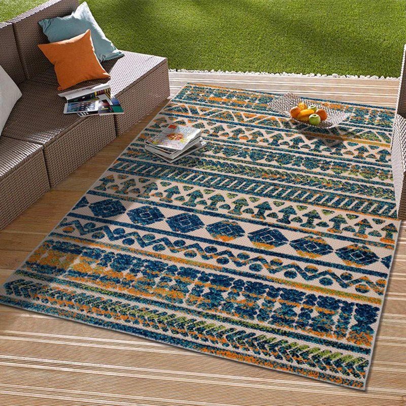 World Rug Gallery Modern Stripes Faded Geometric Indoor/Outdoor Area Rug