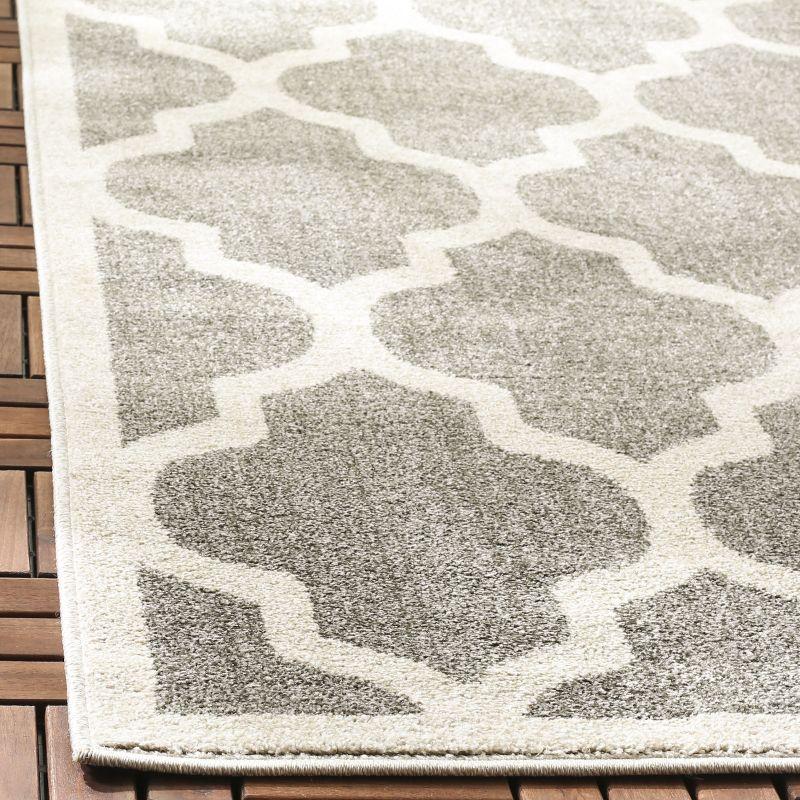 Amherst AMT420 Power Loomed Indoor Accent Rug - Dark Grey/Beige - 2'6"x4' - Safavieh