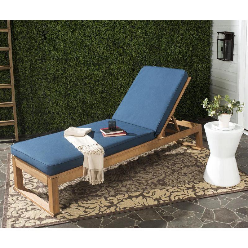 Solano Sunlounger - Outdoor - PAT7024 - Natural/Navy -Safavieh