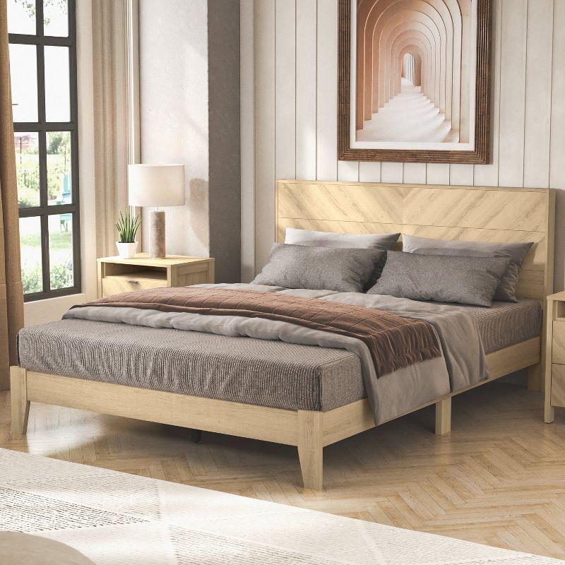 Weiss Oslo Oak Wood Frame Queen Platform Bed with Headboard