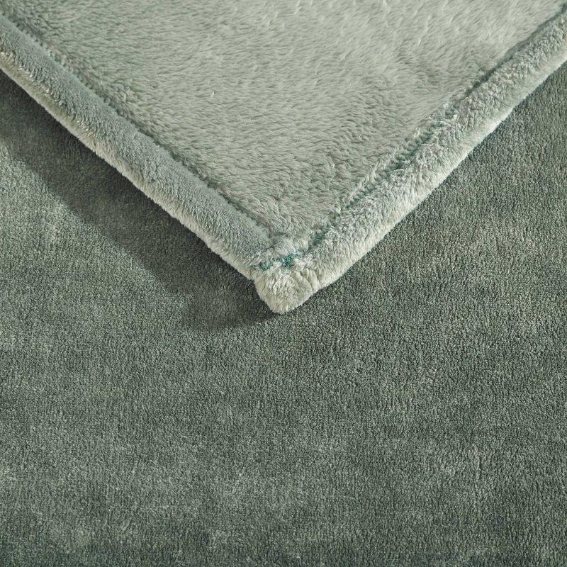 Eddie Bauer Eddie Bauer Ultra Lux Plush Solid Throw Blankets