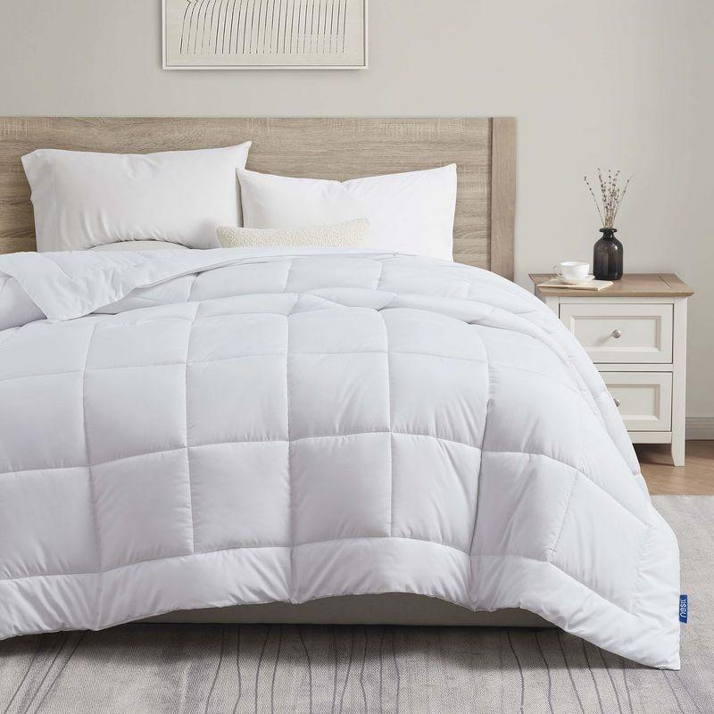 Nestl All Season Solid Lightweight Down Alternative Comforter