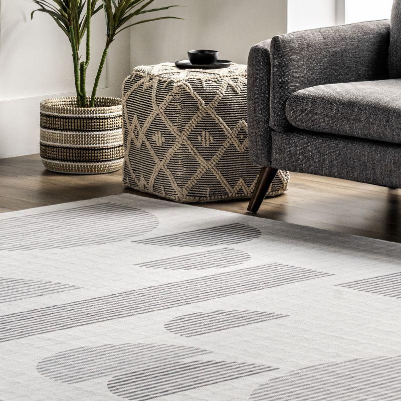 Ivory Geometric Easy-Care Reversible Area Rug, 8' x 10'