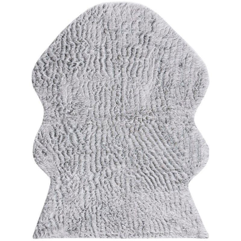 Faux Sheep Skin FSS118 Power Loomed Area Rug - Light Grey - 8'x10' - Safavieh.
