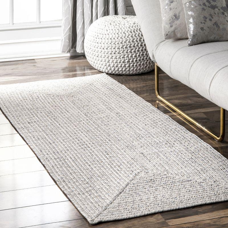 nuLOOM Wynn Braided Indoor/Outdoor Area Rug, Runner 2' 6" x 6', Salt and Pepper