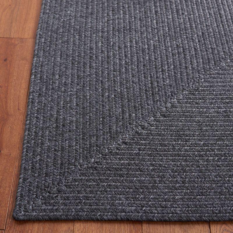 Braided BRA201 Hand Woven Indoor Machine Washable Area Rug - Black - 6'x6' - Safavieh