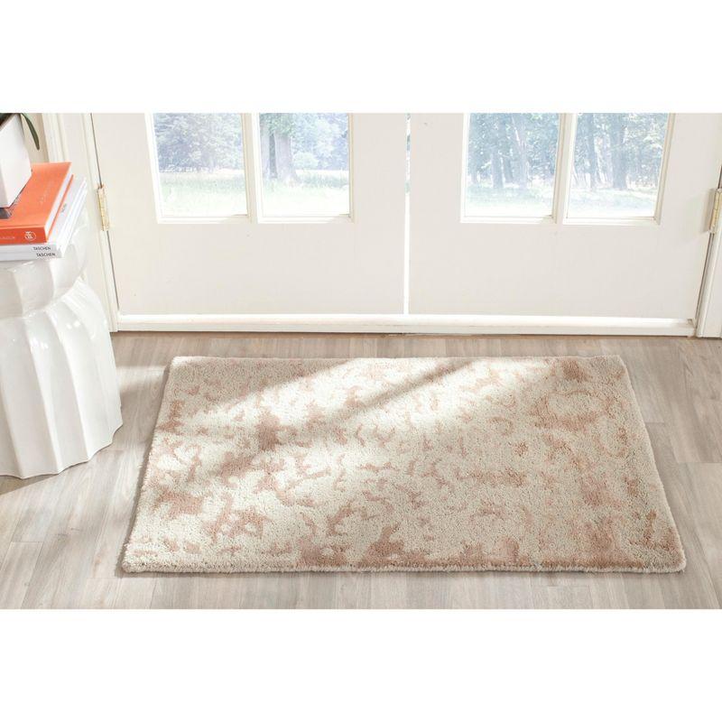 Soho SOH525 Hand Tufted Area Rug  - Safavieh