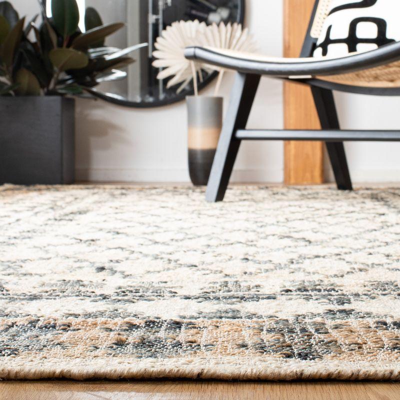 Ivory and Grey Handwoven Geometric Kilim Area Rug 5' x 8'