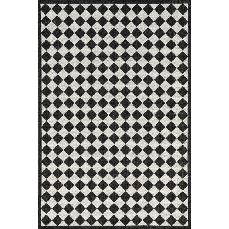 Regal Checkered Black and White Synthetic 5' x 8' Area Rug