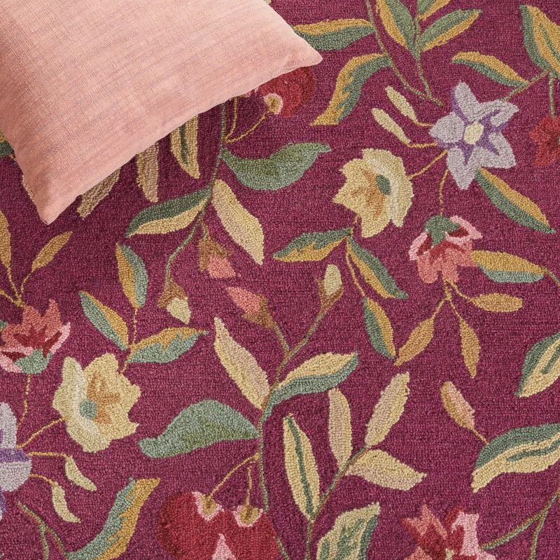 Chelsea HK210 Hand Hooked Accent Rug - Burgundy - 1'8"x2'6" - Safavieh.