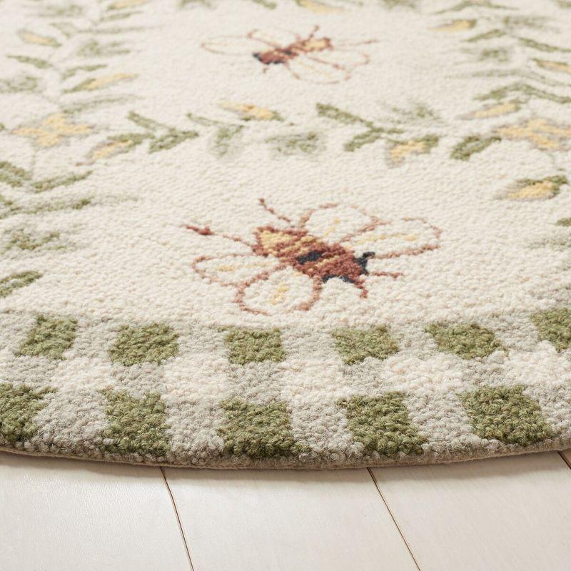 Chelsea HK55 Hand Hooked Accent Rug - Ivory/Green - 3' Round - Safavieh.