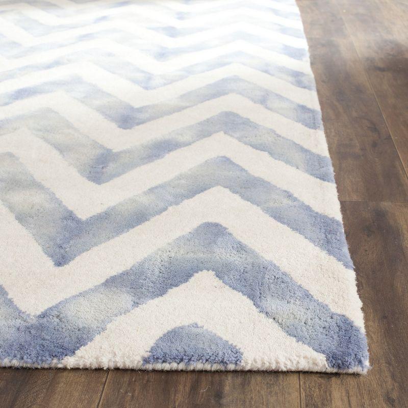 Ivory & Blue Hand-Tufted Wool Rectangular Area Rug, 2' x 3'