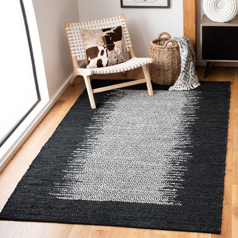 Safavieh Elegance Hand-Woven Cowhide Leather Rug - Black/Light Grey, 3' x 5'