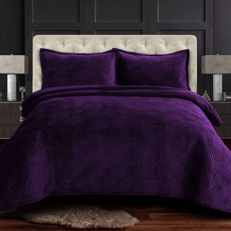 Tribeca Living Capri Velvet Quilt Set