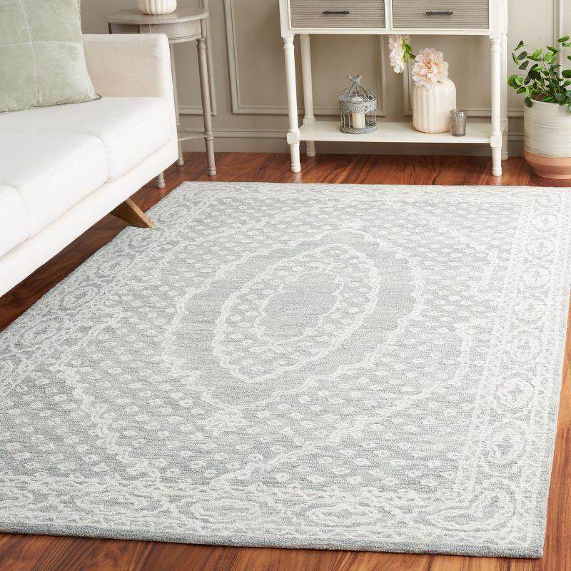 Ivory and Grey Hand Tufted Wool Area Rug, 5' x 8'