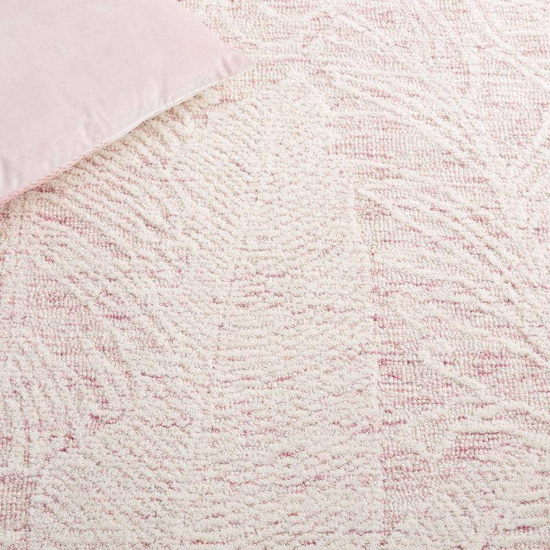 Hand-Tufted Wool Area Rug in Pink and Ivory - 5' x 8' Rectangular