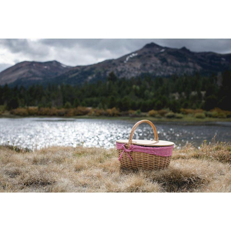 Country Vintage Wicker Picnic Basket for 2