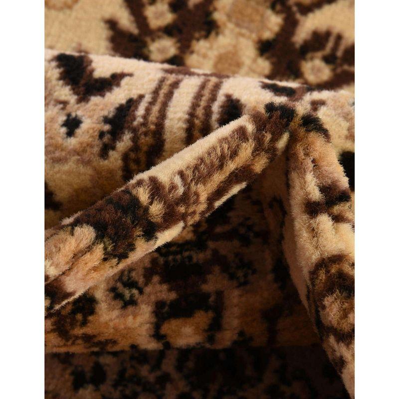 Unique Loom 5' 0 x 8' 0 Sialk Hill Washington Ivory Area Rug