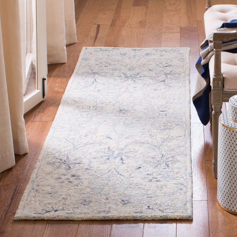 Micro-Loop MLP506 Hand Tufted Area Rug - Safavieh