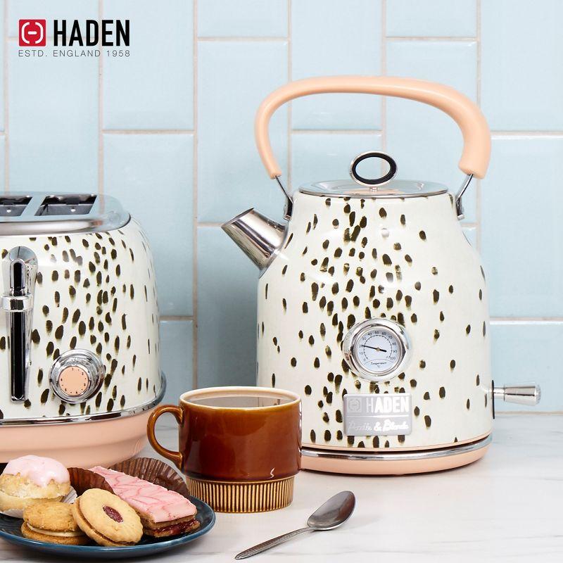 Haden Margate Poodle and Blonde Electric Kettle 1.7 Liter Cordless Stainless Steel with Tottenham Dalmatian Print and Auto Shut Off, Multicolor