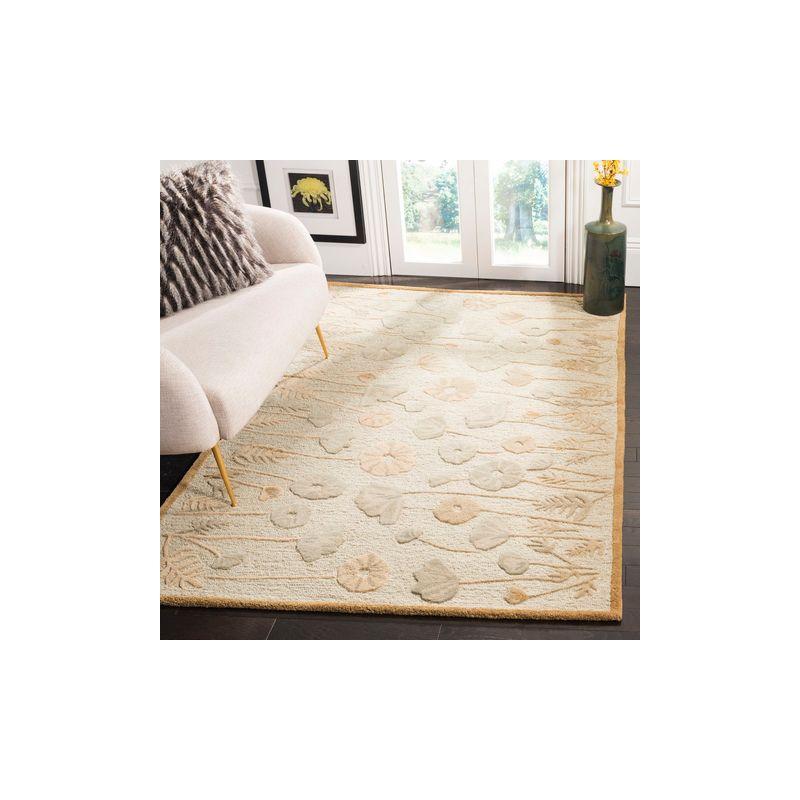 Martha Stewart Poppy Glossary - MSR3627 - Indoor Hand Tufted Runners - Nutshell/Brown - 2'6"x4'3"