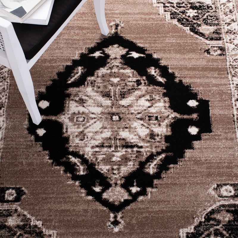 Vintage Hamadan VTH228 Power Loomed Indoor Area Rug - Brown/Ivory - 4'x6' - Safavieh