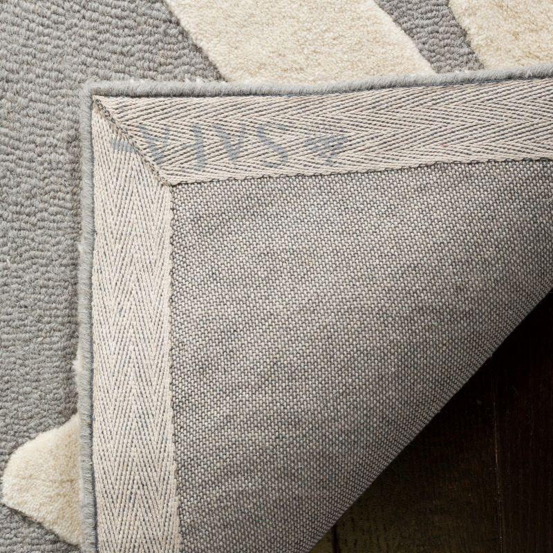Safavieh Kids Daisy SFK914 Hand Tufted Indoor Area Rug - Grey/Ivory - 5'x5' - Safavieh