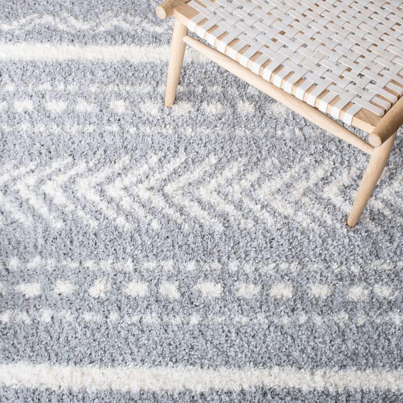 Parma Shag PMA542 Power Loomed Indoor Area Rug - 6'7"x6'7" - Grey/Ivory - Safavieh