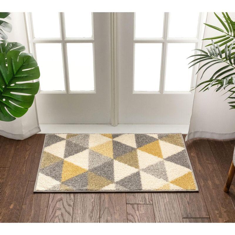 Isometry Modern Geometric Triangle Soft Area Rug