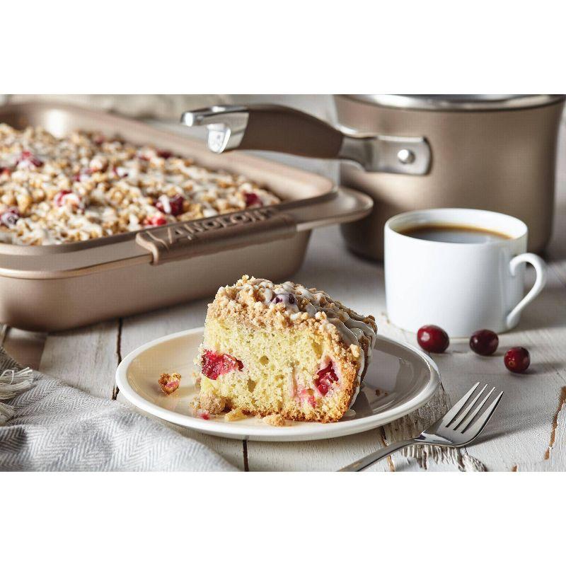 Anolon Anolon Advanced Nonstick Covered Cake Pan with Grips