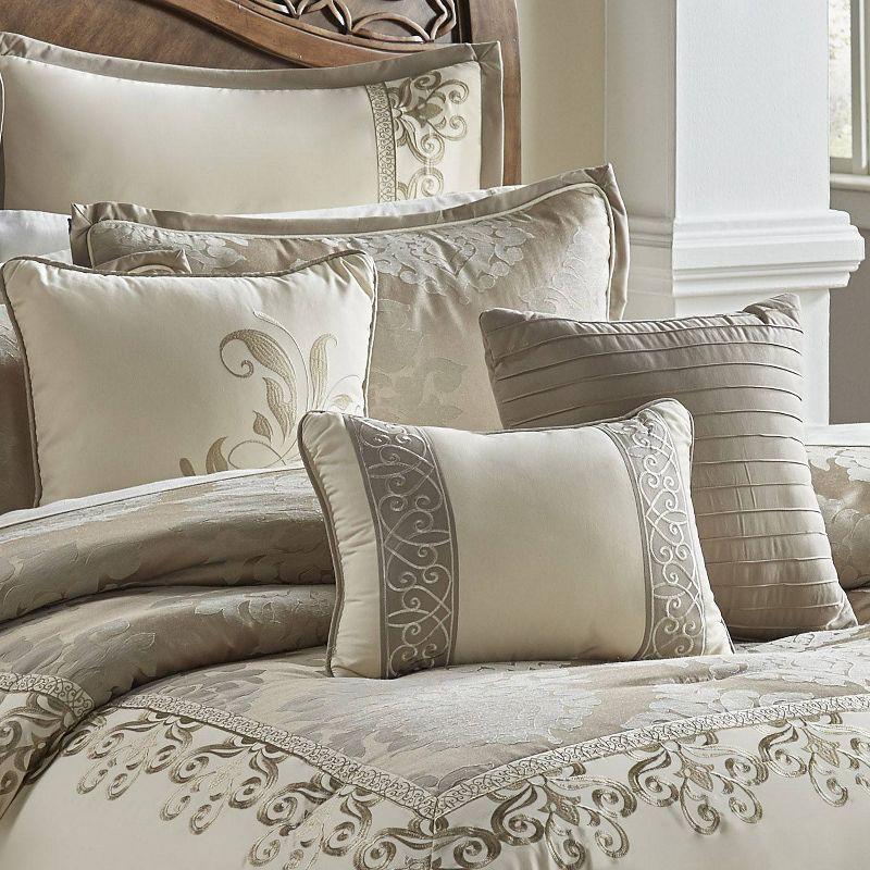 Riverbrook Home Hillcrest Comforter Set