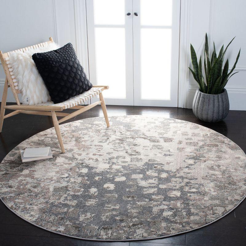 Madison MAD425 Power Loomed Indoor Accent Rug - Grey/Beige - 3' Round - Safavieh