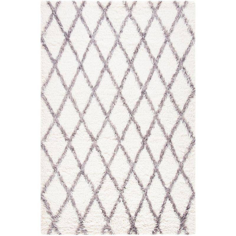 Kenya KNY712 Hand Knotted Area Rug - Ivory/Grey - 6'x9' - Safavieh